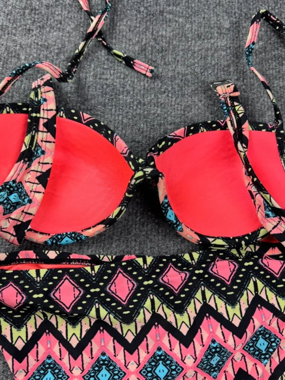 Xhilaration 2Pc Bikini Set Top S Bottom XS Push Up Halter Neon Geometric Tribal